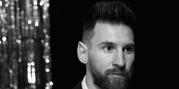 LONDON, ENGLAND - OCTOBER 23: (EDITORS NOTE: This image has been turned into black and white) Lionel Messi is pictured inside the photo booth prior to The Best FIFA Football Awards at The London Palladium on October 23, 2017 in London, England. (Photo by Alexander Hassenstein - FIFA/FIFA via Getty Images)