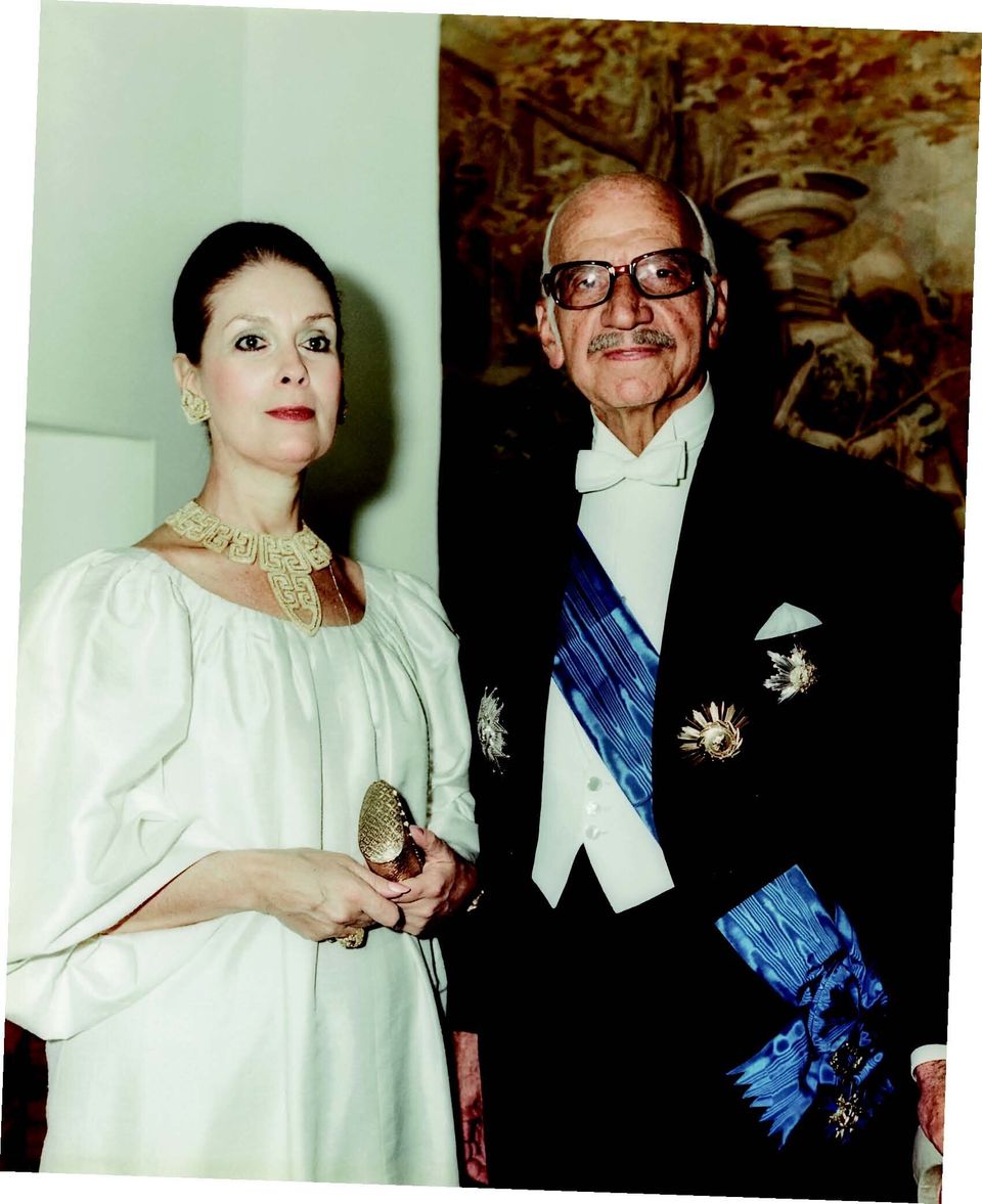 Ο Ξενοφών Ζολώτας με τη σύζυγο του Λόλα τη δεκαετία του '80. 
