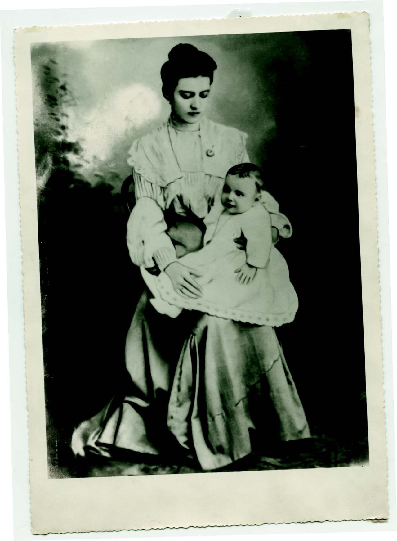Ο Ξενοφών Ζολώτας με την μητέρα του Κωνσταντίνα 