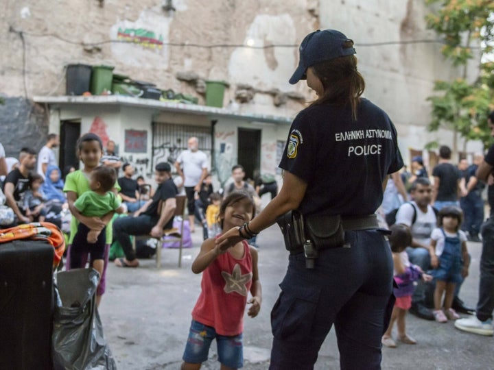 Τουλάχιστον 70 παιδιά ζούσαν στα υπό κατάληψη κτίρια.