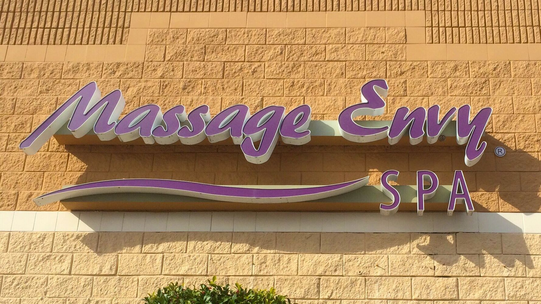 The Surreal Reason This Woman Can't Sue Massage Envy Over Her Sexual Assault
