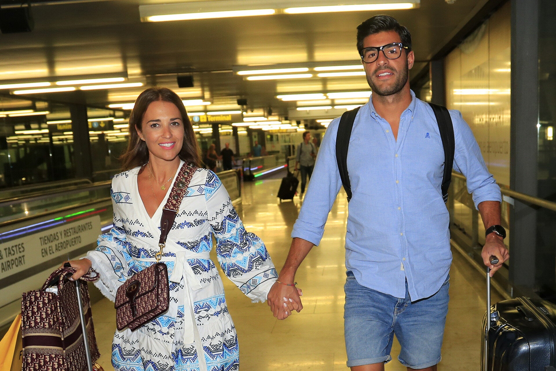 Paula Echevarría sube una foto a Instagram y la sudadera de 20 euros que  lleva ya se está agotando | El HuffPost Virales