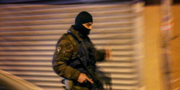 ISTANBUL, TURKEY - FEBRUARY 25: Turkish Police's Counter Terrorism and Special Force units stage simultaneous anti-terror operations at Bahcelievler and Sancaktepe districts of Istanbul, Turkey on February 25, 2016. (Photo by Berk Ozkan/Anadolu Agency/Getty Images)