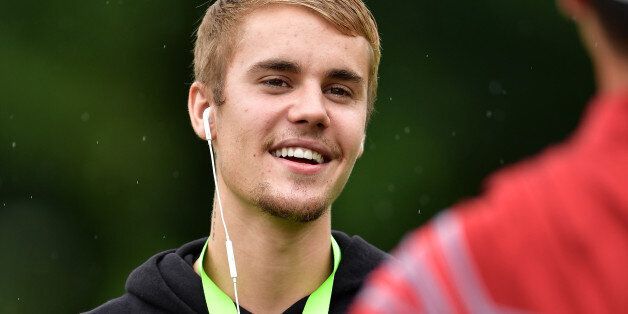 CHARLOTTE, NC - AUGUST 08: Musician Justin Bieber attends a practice round prior to the 2017 PGA Championship at Quail Hollow Club on August 8, 2017 in Charlotte, North Carolina. (Photo by Stuart Franklin/Getty Images)
