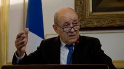 Jugés pour avoir extorqué 50 millions en se faisant passer pour Le