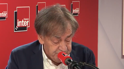 Finkielkraut raconte avoir pris du LSD, “cette petite pilule