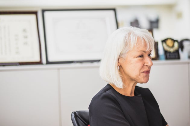 蝶野正洋 30年連れ添う妻はドイツ出身 中2レベル の英語でも意思疎通ができるワケ ハフポスト