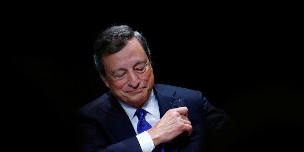 European Central Bank (ECB) President Mario Draghi attends a ceremony to receive the Gold Medal of the Jean Monnet Fondation for Europe in Lausanne, Switzerland May 4, 2017. REUTERS/Denis Balibouse