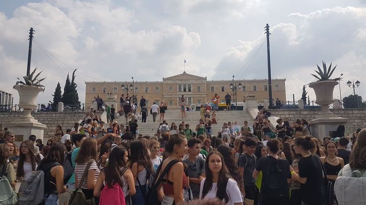 H γενική απεργία των μαθητών στην Πλατεία Συντάγματος. 