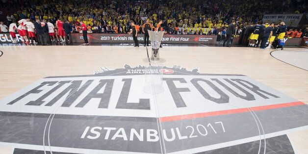 ISTANBUL, TURKEY - MAY 21: Champion Trophy on court prior the Championship Game 2017 Turkish Airlines EuroLeague Final Four between Fenerbahce Istanbul v Olympiacos Piraeus at Sinan Erdem Dome on May 21, 2017 in Istanbul, Turkey. (Photo by Rodolfo Molina/EB via Getty Images)