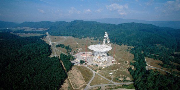 GREEN BANK, WV - 2000: World's largest fully steerable radio telescope at the National Radio Astronomy Observatory in Green Bank, West Virginia, aerial view. (Photo by John B. Carnett/Bonnier Corporation via Getty Images)