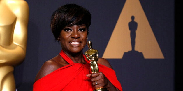 89th Academy Awards - Oscars Backstage - Hollywood, California, U.S. - 26/02/17 - Actress Viola Davis poses with her Oscar for Best Supporting Actress for the film âFences