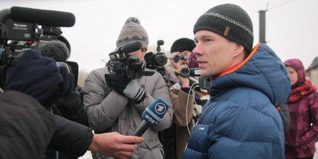 ALTAI TERRITORY, RUSSIA - FEBRUARY 26, 2017: Russian opposition activist Ildar Dadin (R), convicted for violation of the rules of holding a public event, talks to journalists by a prison colony in the city of Rubtsovsk. Russia's Supreme Court ruled to repeal a guilty verdict and to free the opposition activist on February 22, 2017. Alexei Tsvaigert/TASS (Photo by Alexei Tsvaigert\TASS via Getty Images)