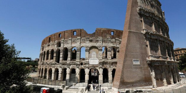 A view of the Colosseum after the latest stage of restoration by luxury goods firm Tod's in Rome, Italy, July 1, 2016. REUTERS/Alessandro Bianchi