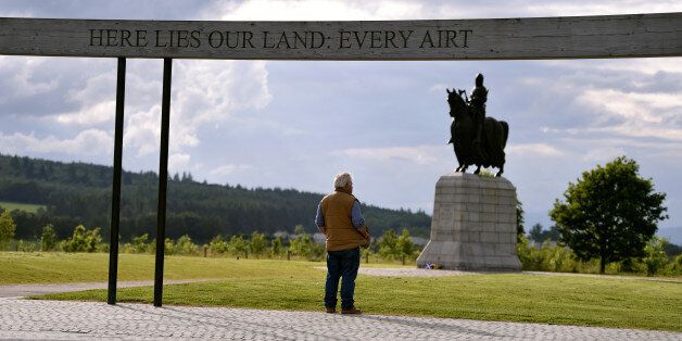 A man looks on at the historic battlefield site of Bannockburn on the eve of the battle's anniversary ahead of Thursday's EU Referendum in Scotland, June 22, 2016. REUTERS/Clodagh Kilcoyne