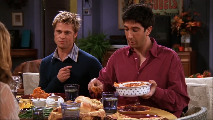 La famosa escena de Brad Pitt en 'Friends'.