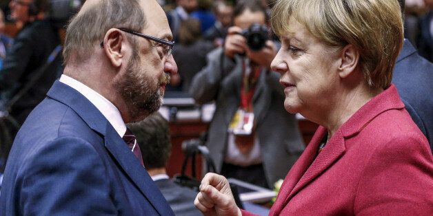European Parliament President Martin Schulz (L) and German Chancellor Angela Merkel attend a European Union leaders summit in Brussels, Belgium, March 17, 2016. Picture taken on March 17, 2016. REUTERS/Yves Herman/File Photo