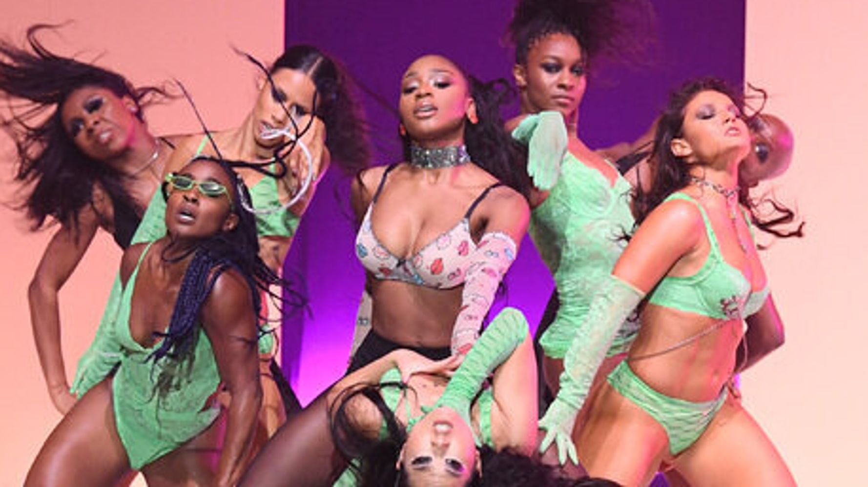 Normani S Jaw Dropping Performance At Rihanna S Fashion Show Will Leave You Shook Huffpost