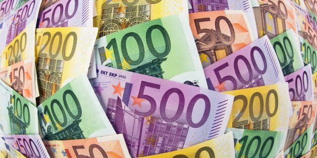 (GERMANY OUT) Viele verschiedene Euro Geldscheine. Symbolfoto fÃ¼r Reichtum und Geldanlage (Photo by Wodicka/ullstein bild via Getty Images)