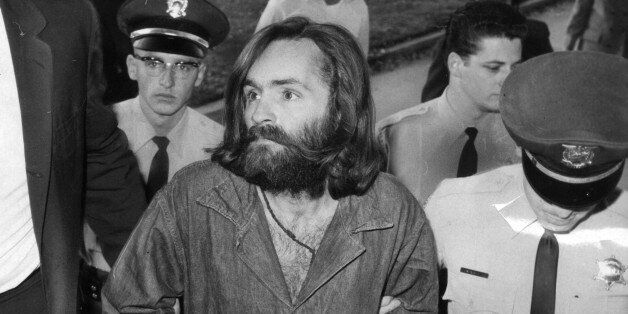 LOS ANGELES, CA - DECEMBER 3: Charles Manson is escorted to court for preliminary hearing on December 3, 1969 in Los Angeles, California. (Photo by John Malmin/Los Angeles Times via Getty Images)