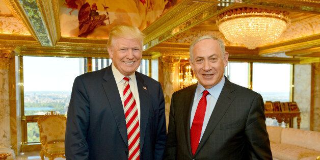 Israeli Prime Minister Benjamin Netanyahu (R) stands next to Republican U.S. presidential candidate Donald Trump during their meeting in New York, September 25, 2016. Kobi Gideon/Government Press Office (GPO)/Handout via REUTERS ATTENTION EDITORS - THIS IMAGE HAS BEEN SUPPLIED BY A THIRD PARTY. FOR EDITORIAL USE ONLY.