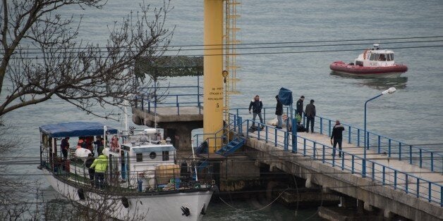 SOCHI, RUSSIA - DECEMBER 25 : Rescue boats search for the wreckage of a crashed Russian Tu-154 plane, belonging to the Russian Defense Ministry near the coastline of Sochi, Russia on December 25, 2016. A Tu-154 aircraft of the Russian Defense Ministry has crashed in the Black Sea after it disappeared from radar, regional emergency service said on December 25, 2016. The aircraft was en route to Syrias Latakia to take part in a New Year's concert. Among the 92 people onboard the crashed plane, eight were crew members, the Russian defense ministry said in a statement. The ministry confirmed that there were also nine journalists along with musicians from the Red Army Choir, or the Alexandrov Ensemble. (Photo by Ekaterina Lyzlova/Anadolu Agency/Getty Images)