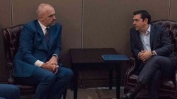 Τσίπρας σε Έντι Ράμα: Η προστασία της ελληνικής μειονότητας βασική προϋπόθεση για την ευρωπαϊκή πορεία της