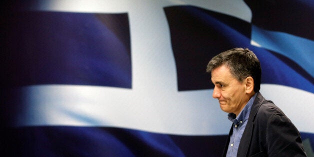 Greek Finance Minister Euclid Tsakalotos arrives for a news conference at the ministry in Athens, Greece May 26, 2016. REUTERS/Alkis Konstantinidis