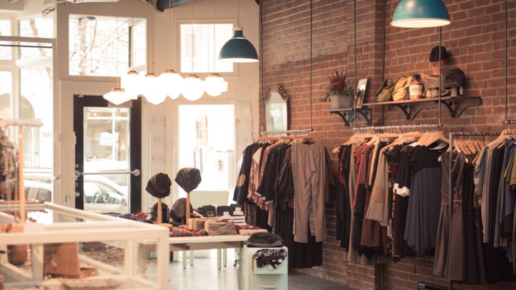 Source curve violet 10 boutiques de mode qui se distinguent partout au Québec | HuffPost  Nouvelles
