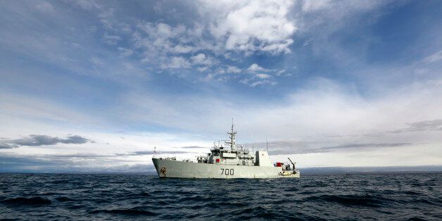 The HMCS Kingston is seen in Eclipse Sound near the Arctic community of Pond Inlet, Nunavut August 24, 2014. Picture taken August 24, 2014. REUTERS/Chris Wattie (CANADA - Tags: POLITICS MILITARY)