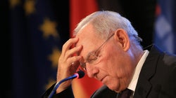 Γερμανία: Aυξάνει η πίεση του Eurogroup στον Σόιμπλε, για ελάφρυνση του ελληνικού χρέους, σύμφωνα με τη