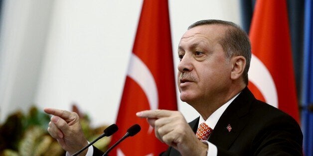 ANKARA, TURKEY - SEPTEMBER 8: Turkish President Recep Tayyip Erdogan delivers a speech during his meeting with governors of Turkey's 81 cities at Presidential Complex in Ankara, Turkey 8, 2016. (Photo by Turkish Presidency / Yasin Bulbul/Anadolu Agency/Getty Images)