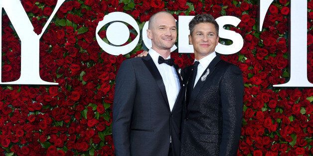 NEW YORK, NY - JUNE 12: Neil Patrick Harris (L) and David Burtka attend the 70th Annual Tony Awards at The Beacon Theatre on June 12, 2016 in New York City. (Photo by Ben Gabbe/Getty Images)