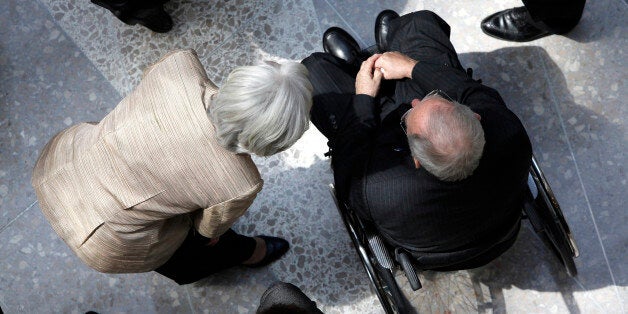 IMF Managing Director Christine Lagarde (L) talks with Germany's Finance Minister Wolfgang Schaeuble (R) after an International Monetary and Financial Committee (IMFC) plenary session during the IMF and World Bank spring meetings in Washington, April 20, 2013. REUTERS/Jonathan Ernst (UNITED STATES - Tags: POLITICS BUSINESS)