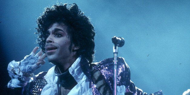 INGLEWOOD, CA - FEBRUARY 19: Prince performs live at the Fabulous Forum on February 19, 1985 in Inglewood, California. (Photo by Michael Ochs Archives/Getty Images)