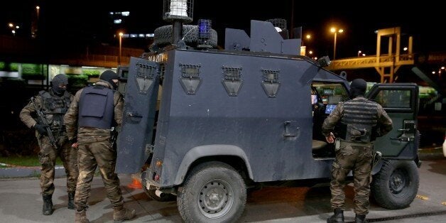 ISTANBUL, TURKEY - MARCH 16: Istanbul Police Department's Anti-Terrorism Unit conduct a riot and special operation supported anti-terror operation in 16 districts in Istanbul, Turkey on March 16, 2016. (Photo by Islam Yakut/Anadolu Agency/Getty Images)