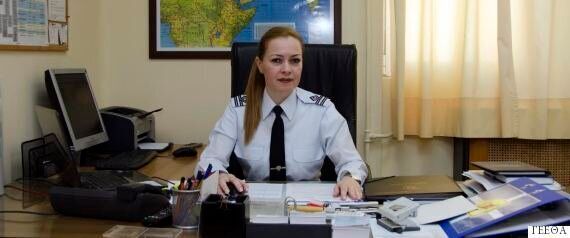 Οι γυναίκες στον στρατό: Τρεις γυναίκες που υπηρετούν στις ελληνικές ένοπλες δυνάμεις περιγράφουν την...