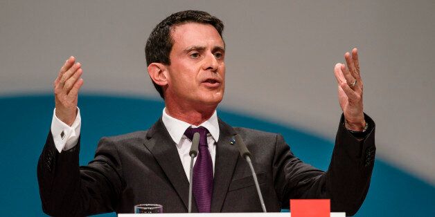 French Prime minister Manuel Valls gives a speech at German Social Democratic Party (SPD) annual federal congress in Berlin on December 12, 2015. AFP PHOTO / CLEMENS BILAN / AFP / CLEMENS BILAN (Photo credit should read CLEMENS BILAN/AFP/Getty Images)