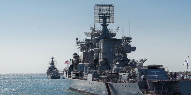 Russian naval ships Kerch and Smetlivy (ÐÐÐ ÐÐµÑÑÑ Ð¸ ÐÐÐ Ð¡Ð¼ÐµÑÐ»Ð¸Ð²ÑÐ¹)