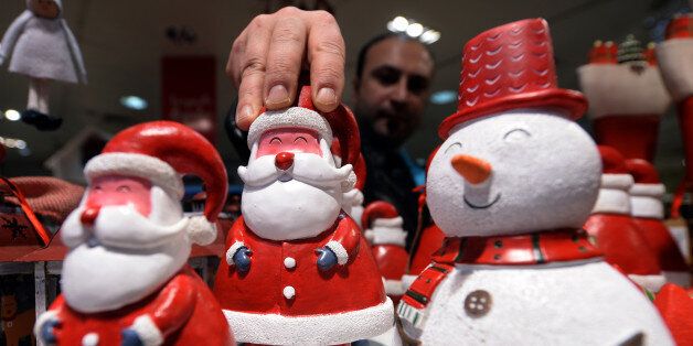 MADRID, SPAIN - DECEMBER 20: Noel trinkets are seen as Spanish people start their Christmas preparation and shopping at a bazaar selling Christmas goods in Madrid, Spain on December 20, 2014. (Photo by Evrim Aydin/Anadolu Agency/Getty Images)