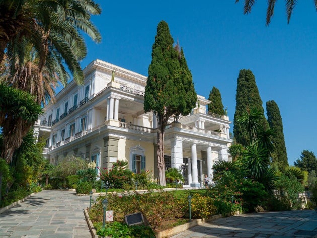 Αποτέλεσμα εικόνας για Μον Ρεπό,το εντυπωσιακό παλάτι της Κέρκυρας που