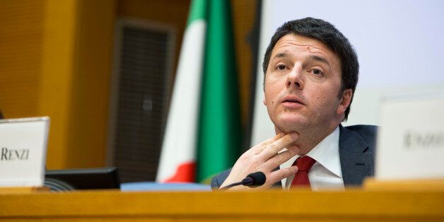 Il Presidente del Consiglio Matteo Renzi durante la conferenza stampa di fine anno. La conferenza si tiene nell'aula dei Gruppi parlamentari della Camera dei Deputati.