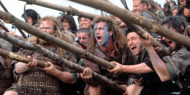 Mel Gibson in a scene from the film 'Braveheart', 1995. (Photo by 20th Century-Fox/Getty Images)