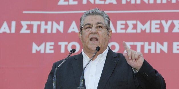 SYNTAGMA SQUARE, ATHENS, ATTICA, GREECE - 2015/07/02: Dimitris Koutsoumpas, the General Secretary of the KKE, addresses the 'No' vote rally, calling for a 'No' vote in the upcoming austerity referendum. The Communist Party of Greece (KKE) hold a rally in Athens Syntagma Square. (Photo by Michael Debets/Pacific Press/LightRocket via Getty Images)