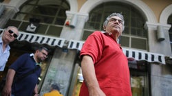 Όχι άλλα παιχνίδια στην πλάτη του