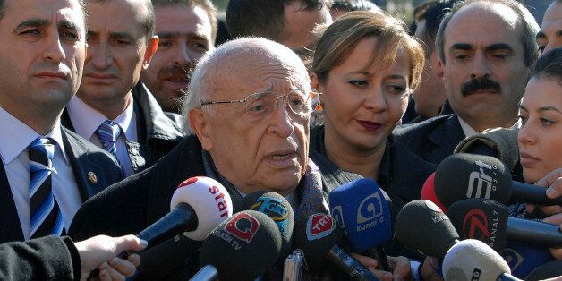 Former Turkish President Suleyman Demirel speaks to the media in front of the GATA military hospital where former prime minister Bulent Ecevit died, in Ankara, Nov. 6 2006. Ecevit, a journalist and poet-turned a political force in Turkey for almost half a century, who ordered the invasion of Cyprus and later pushed his country toward the West, has died at age 81 after nearly six months in a coma late Sunday, Nov. 5, 2006. Demirel and Ecevit have been the two main actors of the Turkey's politics for about 40 years. (AP Photo/Burhan Ozbilici)