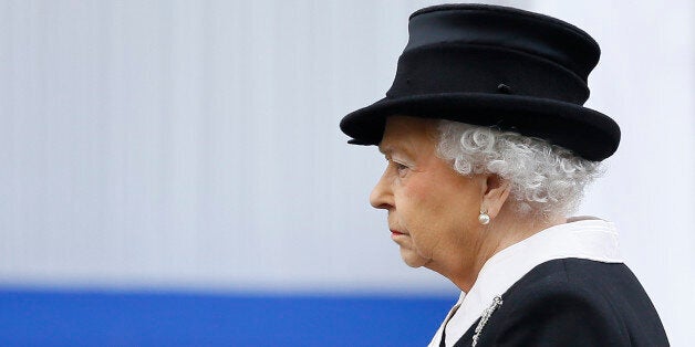 Britain's Queen Elizabeth II stands during a ceremony at the Cenotaph to commemorate ANZAC Day and the Centenary of the Gallipoli Campaign in Whitehall, London, Saturday, April 25, 2015. The ANZAC Day memorial Saturday marks the 100th anniversary of the 1915 Gallipoli landings, the first major military action fought by the Australian and New Zealand Army Corps during World War I. (AP Photo/Kirsty Wigglesworth)