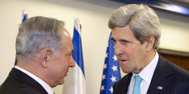 Στιγμιότυπο από παλαιότερη συνάντηση του Ισραηλινού πρωθυπουργού με τον Αμερικανό ΥΠΕΞ