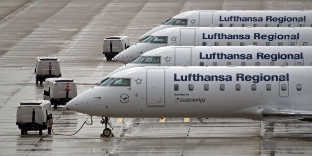Nice line up of some of the available aircraft in the regional fleet from lufthansa. Dusseldorf - Rhein Ruhr [DUS / EDDL] 25-07-2009