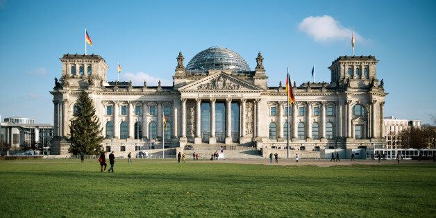 The German Reichstag inBerlin, Germany, 09 December 2014. Photo:FELIXZAHN/dpa